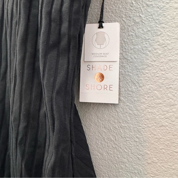 New Shade & Shore One Piece Swimsuit Medium - Picture 4 of 13